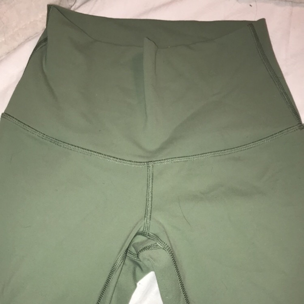 Lululemon Dessert olive high times